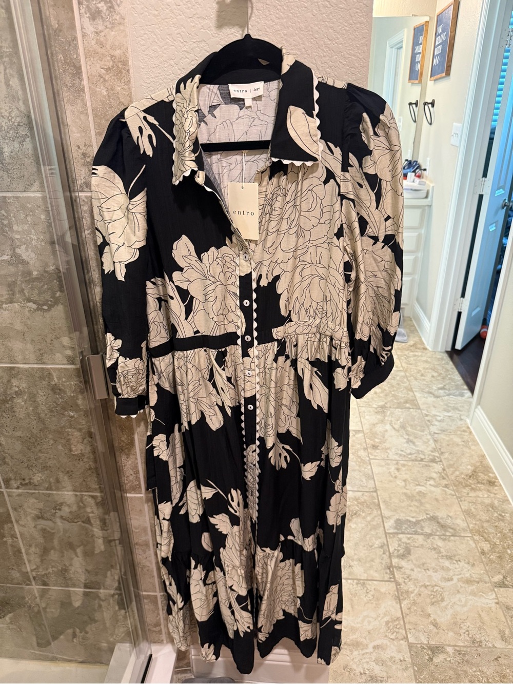 Black Floral Print Cinched Tie Waist
Shirt Dress - Picture 2 of 3